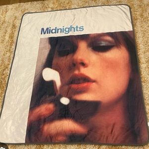 Taylor Swift Pink and Blue Fleece Blanket